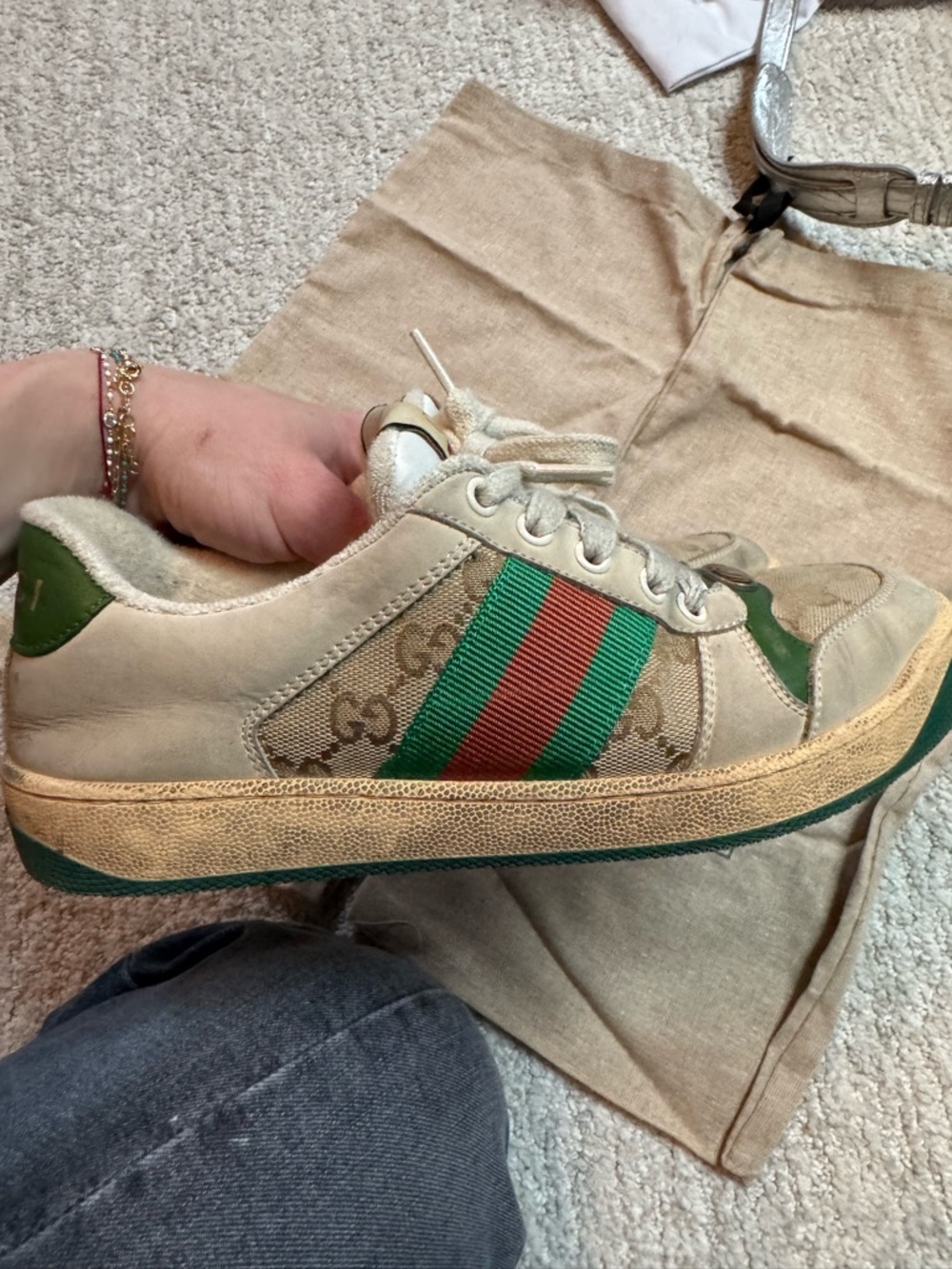 Gucci Beige Canvas Sneakers with Green Accents - Picture 5 of 9